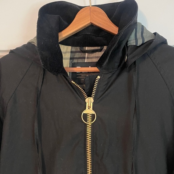 New Barbour Highclere Wax Jacket Size US 4 or UK 8 - Picture 4 of 12